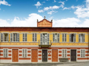 Lavish Mansion in Portacomaro with Garden and Library
